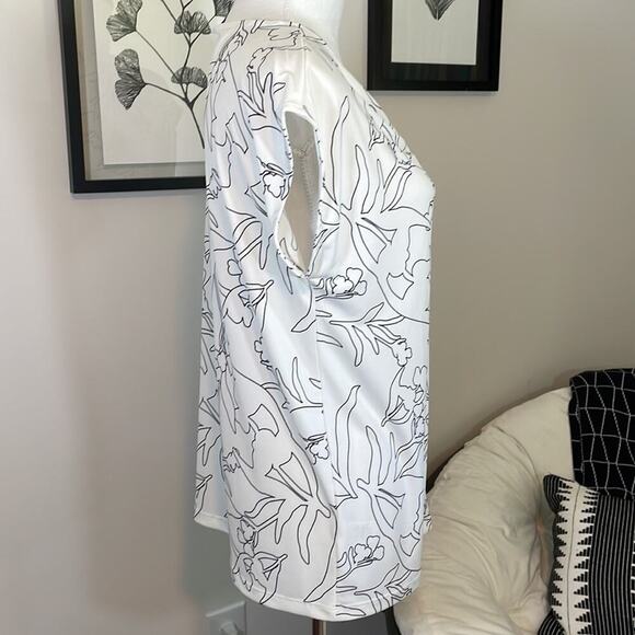 Ann Taylor Factory floral blouse - Picture 3 of 7